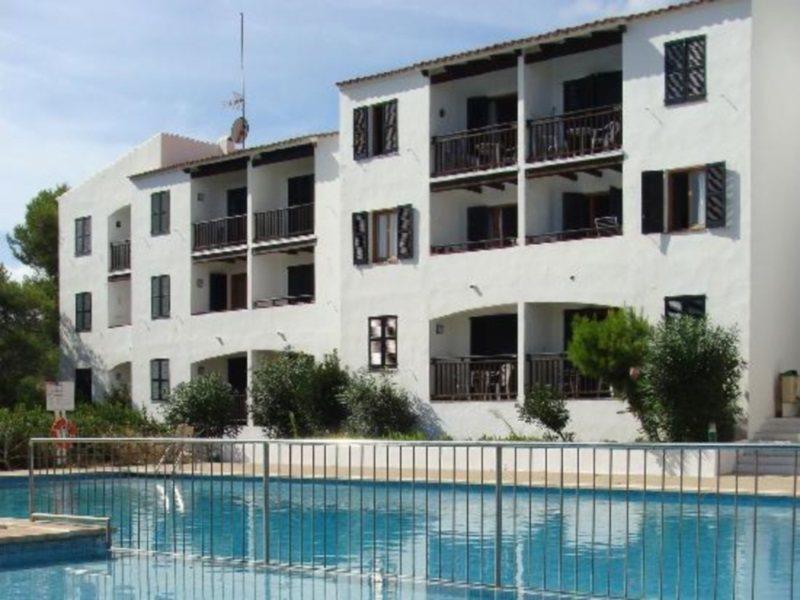 Apartamentos Sol Isla Ареналь-д'эн-Кастель Экстерьер фото