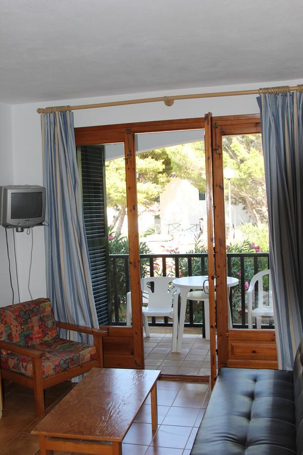 Apartamentos Sol Isla Ареналь-д'эн-Кастель Экстерьер фото